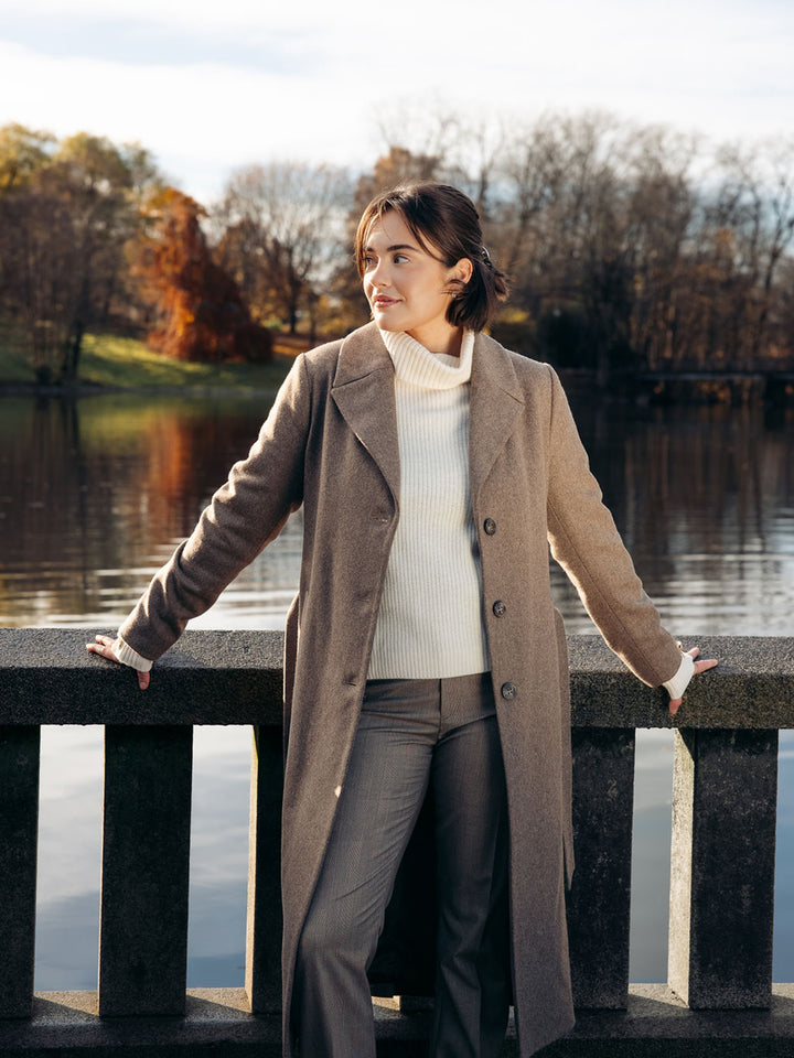 Rebecca Coat
