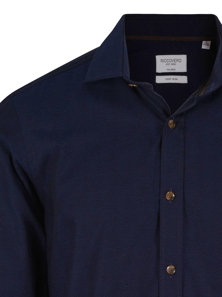 Leo Slim Fit