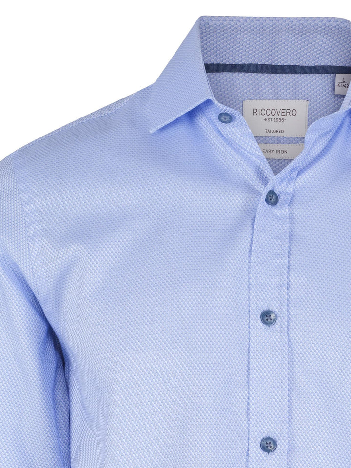 Leo Tailor Fit