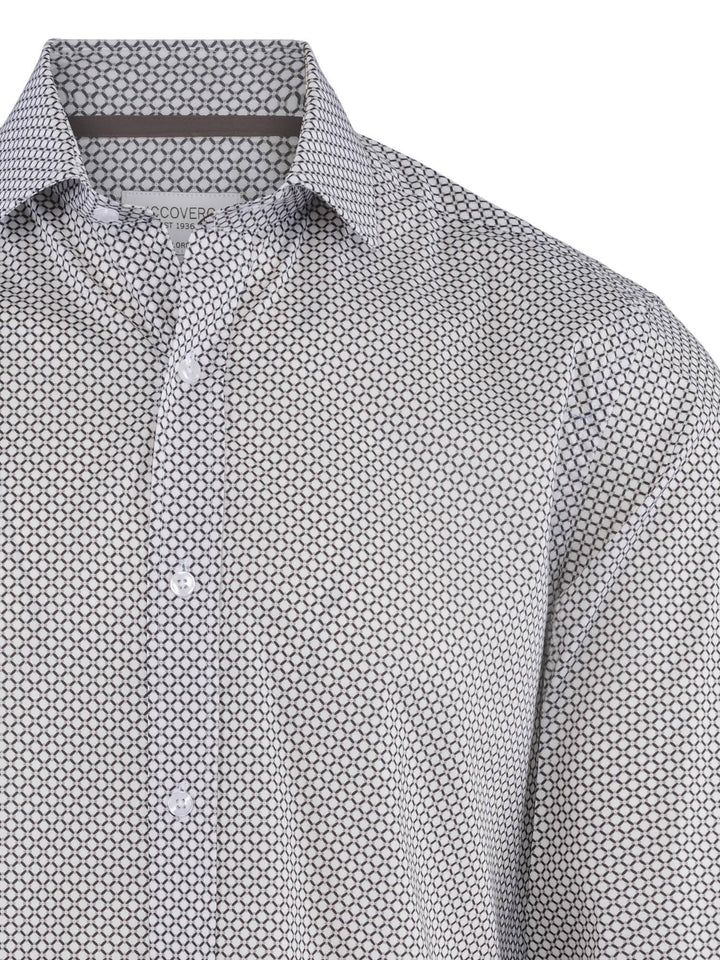 Leo Tailor Fit