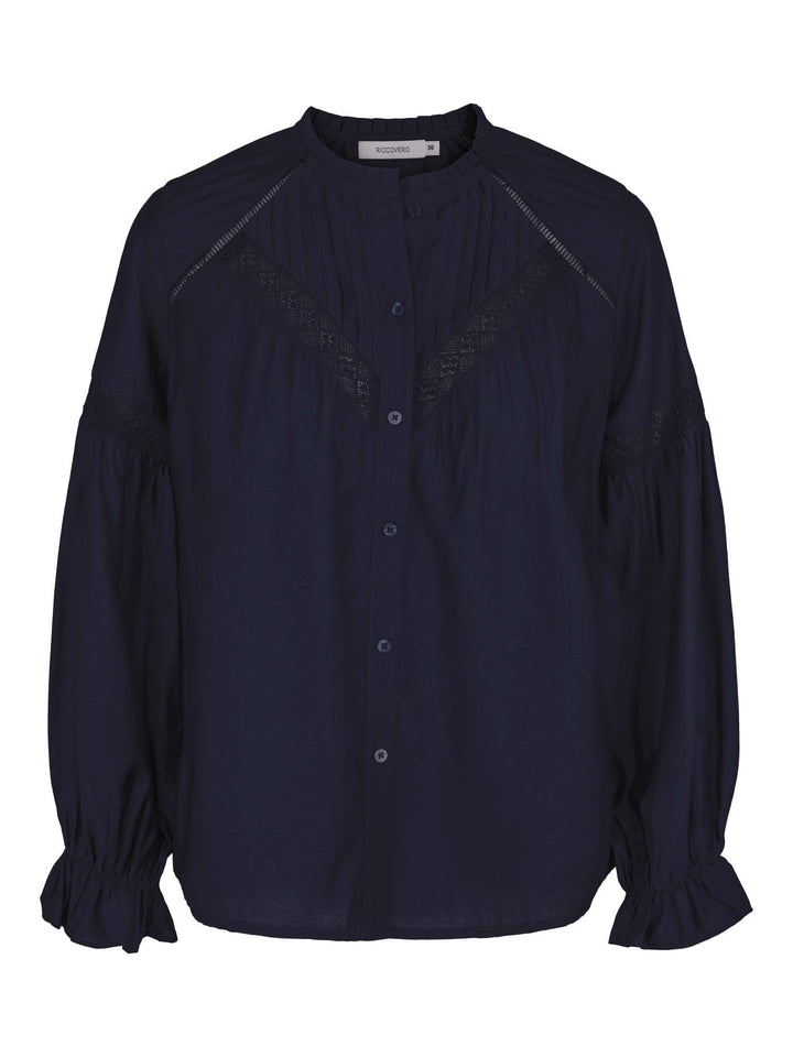 Laze Blouse