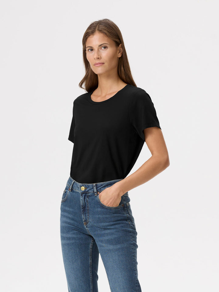 Basic Tee