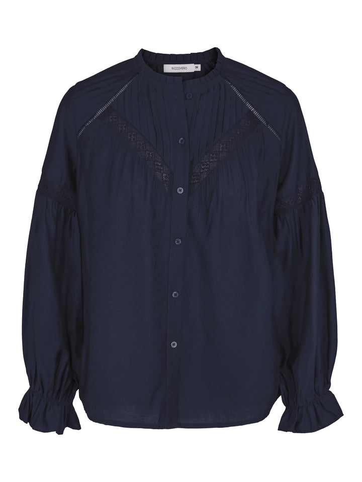 Laze Blouse