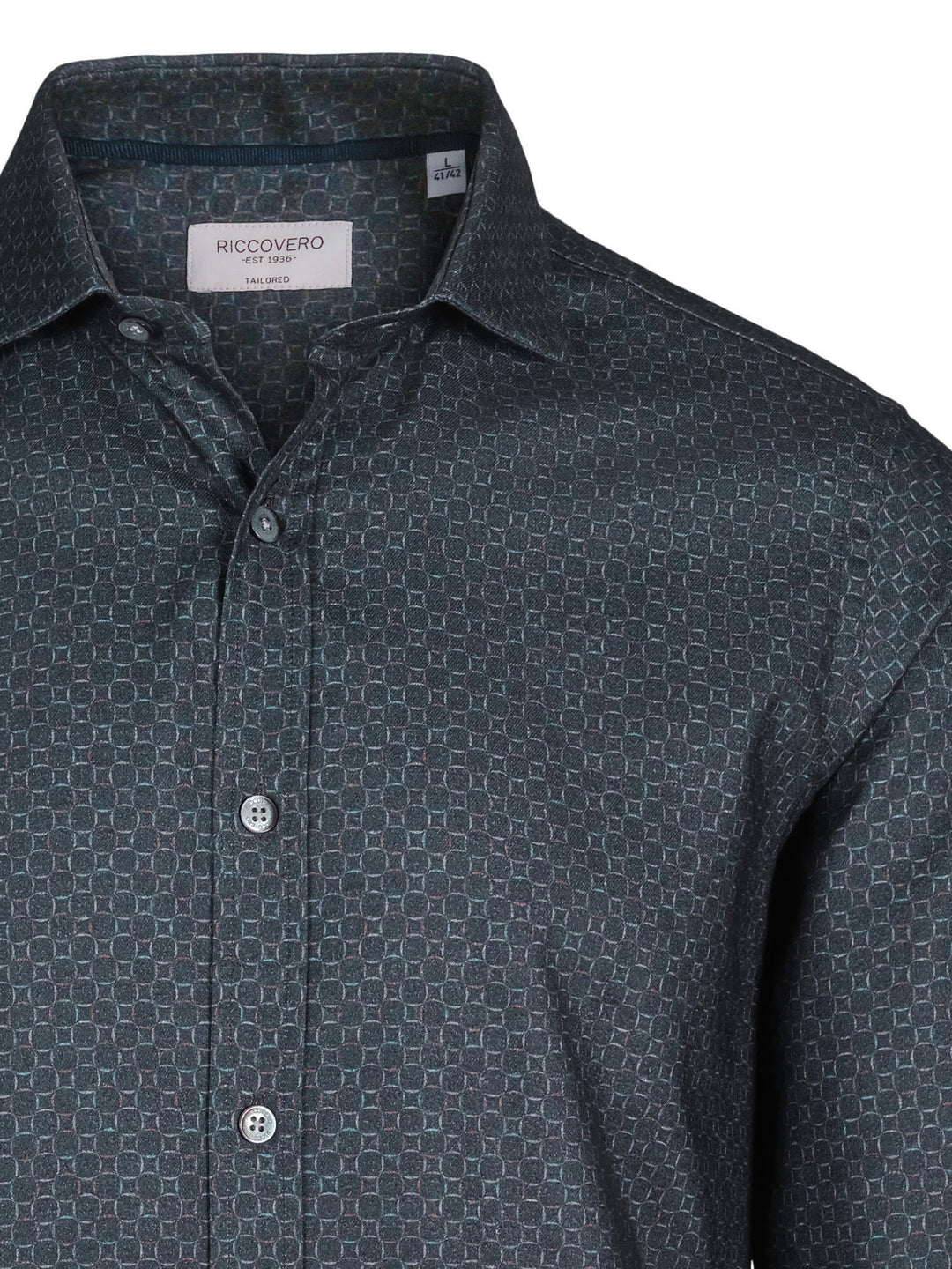 Leo Tailor Fit