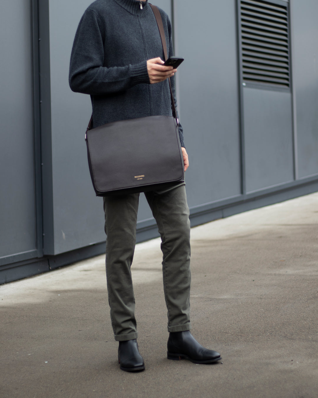 Shoulderbag