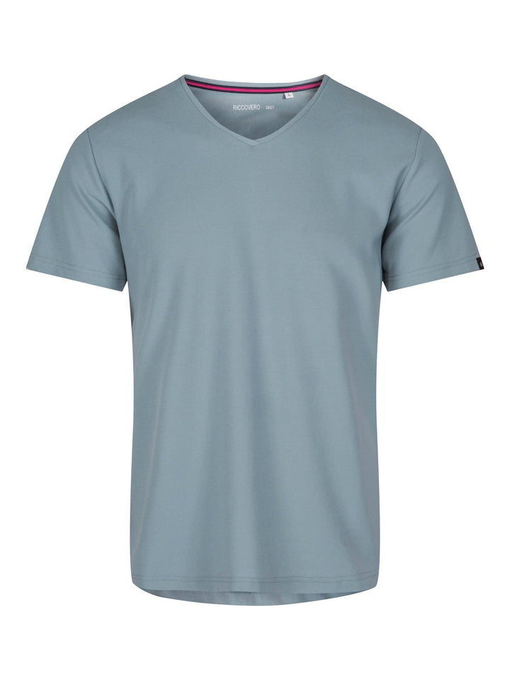 V-neck T-shirt